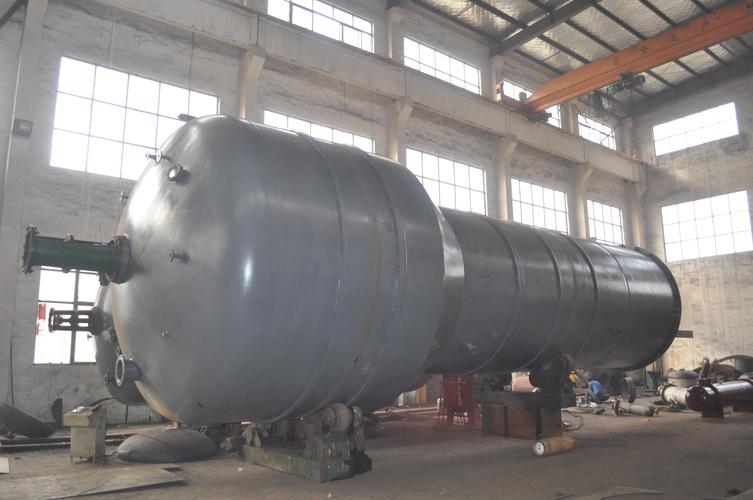 無(wú)錫市錫山雪浪化工設(shè)備有限公司